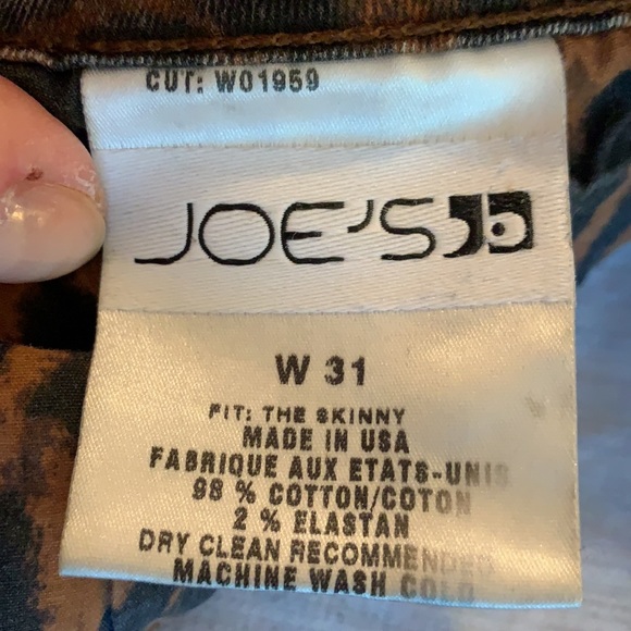 Joe’s Cheetah Jean Size 31 - Picture 5 of 7